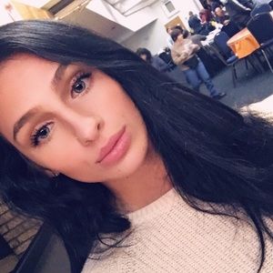 Meet your Posher, Gianna